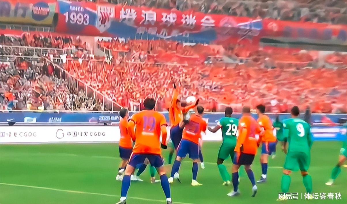 苏亚雷斯无缘2026世界杯：乌拉圭69球历史射手王为何缺席？