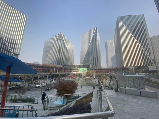 两场焦点对决为何都绕不开齐达内?亚洲区球队能继续不败吗?