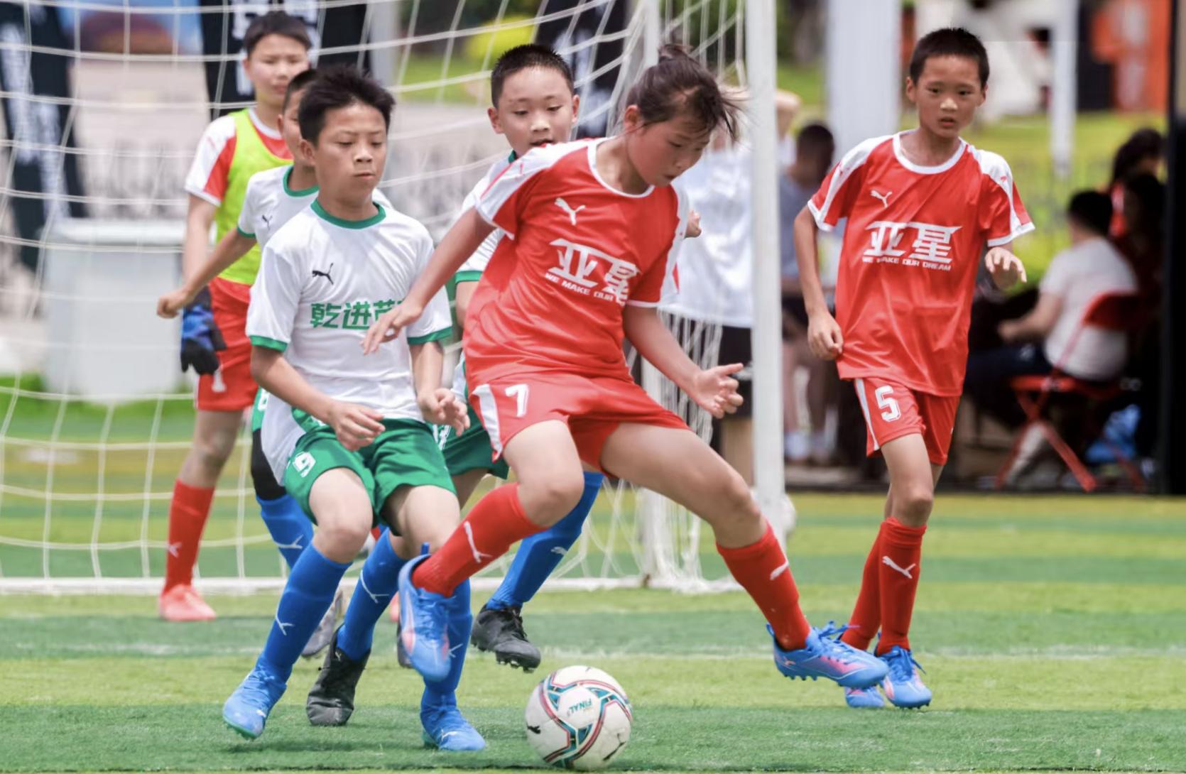 不敢信!欧洲球队0胜：瑞士狂轰26脚只进1点球 卡塔尔拼下历史首分